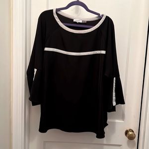 Calvin Klein polyester knit top. 1x.